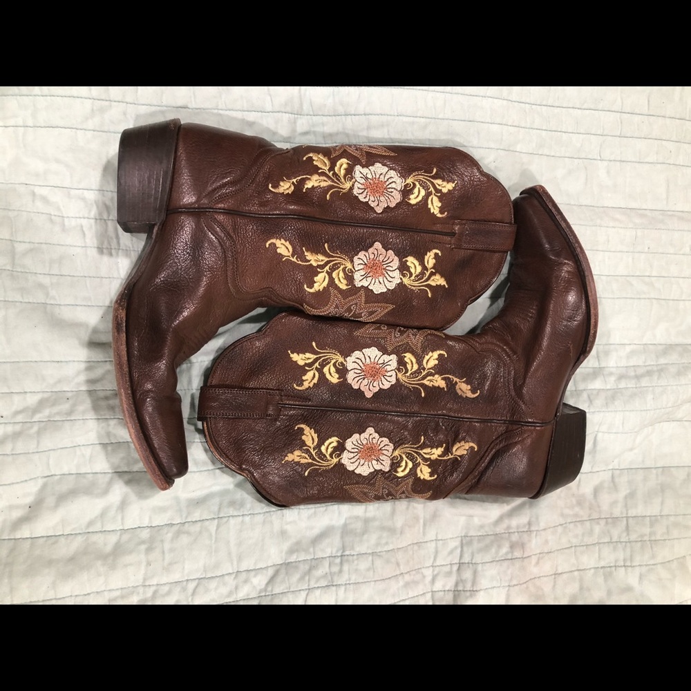 Cute cowboy boots!